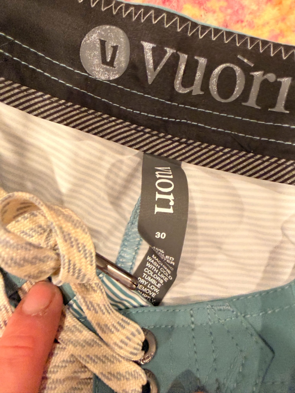 Vuori Men’s Board Shorts Size 30 Blue Striped Swim Trunks Surf Beach NWT - Picture 3 of 3